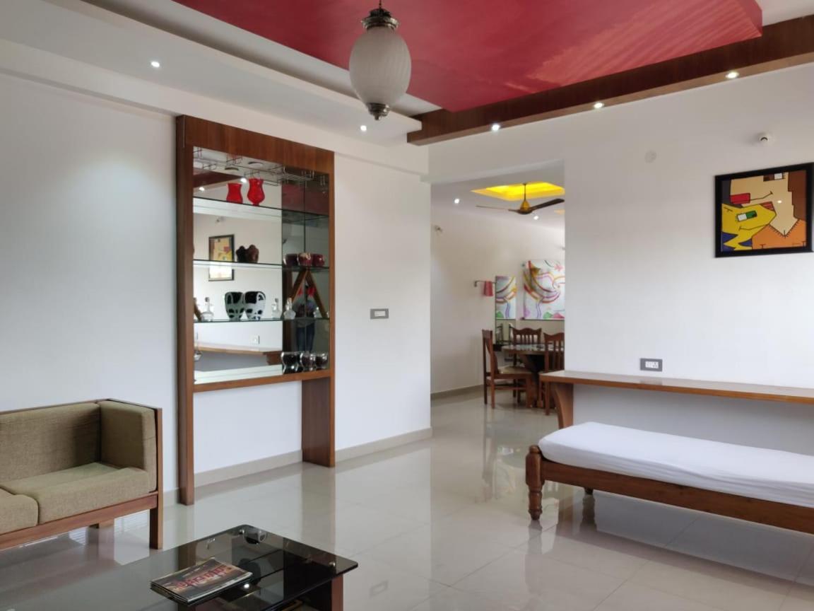 Hotel Mudra Midtown Suites & Rooms Kalasa 外观 照片