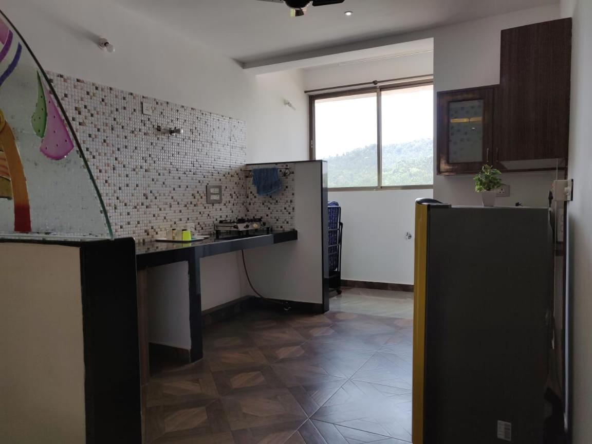 Hotel Mudra Midtown Suites & Rooms Kalasa 外观 照片